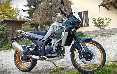 Kove 800x PRO 18.000 Km 2024