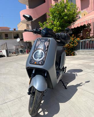 Niu Nqix500