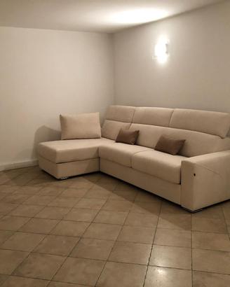 DIVANO LETTO  MATRIMONIALE CONTENITORE