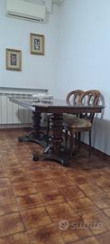 Tavolo da sala 