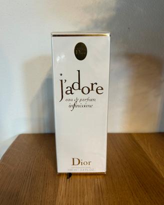 Profumo J’Adore Dior Eau De Parfum 100ml