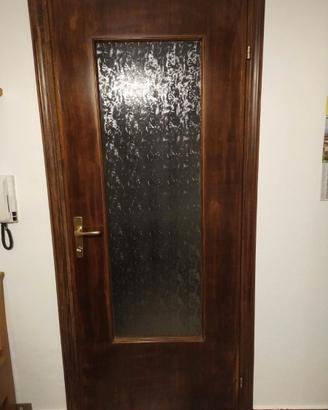 Porte in noce complete