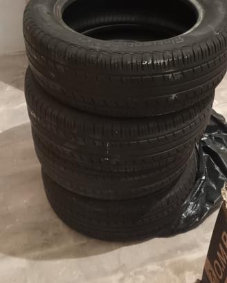 4 pneumatici  185-60-R 15