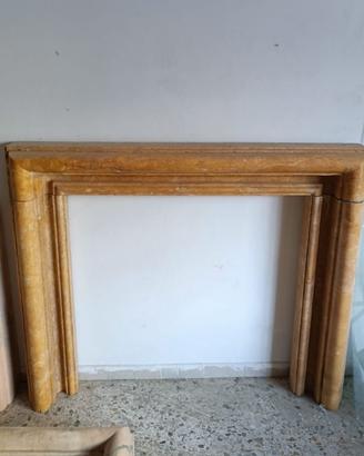 cornice camino in marmo