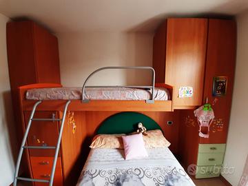cameretta  con letto a ponte