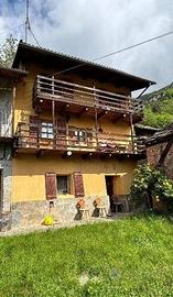 Immobile in asta di 201 m² con 4 locali a Perosa A