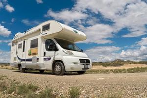 Rimessaggio parcheggio deposito camper furgoni