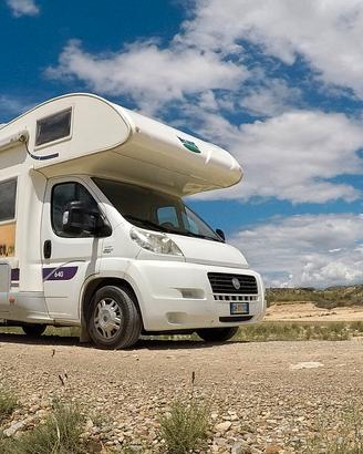 Rimessaggio parcheggio deposito camper furgoni
