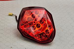 FARO POSTERIORE SUZUKI GSXR 1000 2003 2004