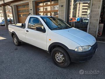 Fiat Strada PICK UP