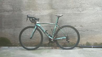 Bianchi Oltre Superleggera [Mis. 50]
