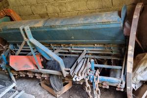 seminatrice per trattore a traino