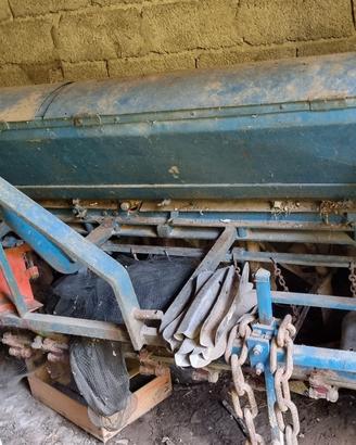 seminatrice per trattore a traino