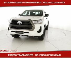 Toyota Hilux HI LUX 4X2 - 4X4 2.4D M DC 4WD C...