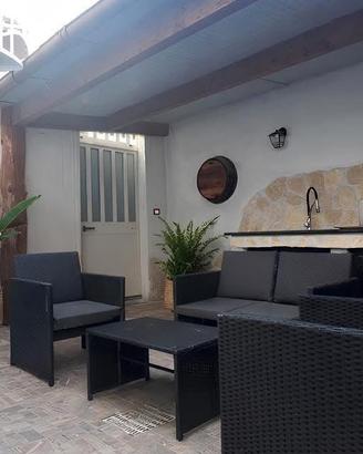 Villa con giardino e terrazza in Viale Repubblica