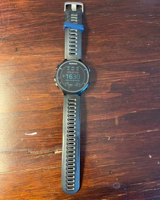 Garmin Forerunner 735XT
