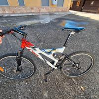 Bicicletta usata 5/6 volte