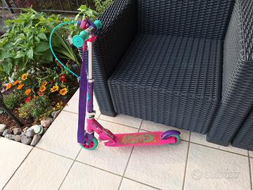 monopatini  e skateboard