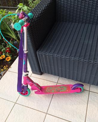 monopatini  e skateboard