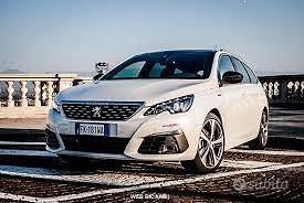 Peugeot 308 musata frontale ricambi