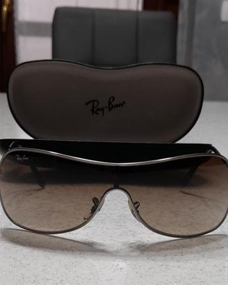 Occhiali da sole Ray-Ban RB 3211 004/13