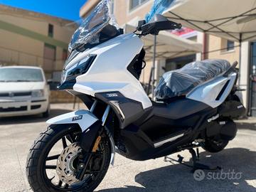 Sym ADX 300 tuo a 45 euro al mese