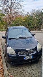Toyota Yaris 2004