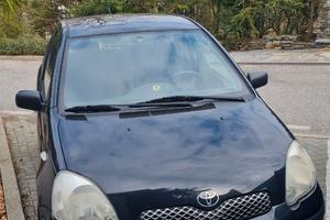 Toyota Yaris 2004