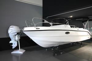 GAIA 22 WA + MOTORE TOHATSU 140 hp
