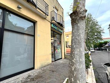 NEGOZIO A RIMINI