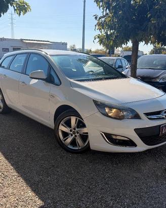 OPEL - Astra Station Wagon Sports Tourer 1.4 t.