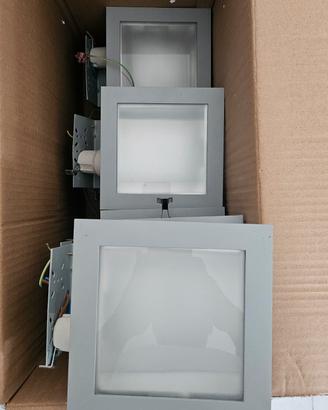 13 Portafaretti e Faretti con lampade LED E27 GU10