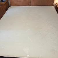 Materasso memory praticamente nuovo