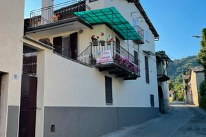 Casa antica indipendente