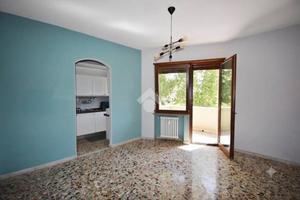 4 LOCALI A IVREA