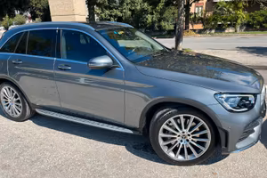 GLC premium plus 220d 4matic