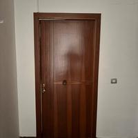 Porta d'ingresso appartamento 210×90 +controtelaio