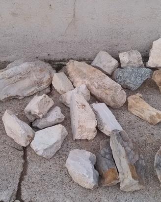 Marmo pezzi e pietre