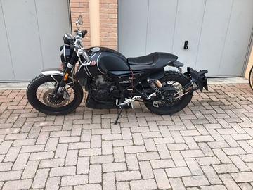 moto con solo 6000 km