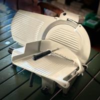 Affettatrice professionale SUPREMA 300 lama 30 cm