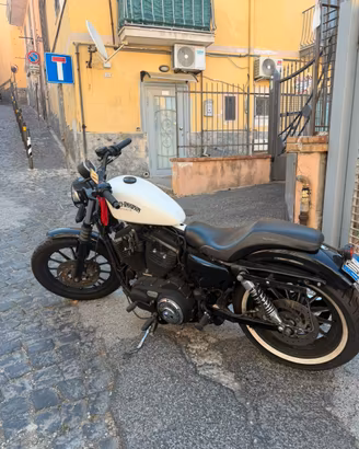 Harley davidson 2012 883 sportster