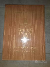 LIBRO " I PAPI NELLA STORIA DEGLI ANNI SANTI "