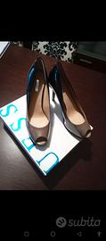 Décolleté Guess tacco 12 nuove. Bellissime bicolor