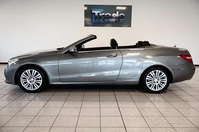 MERCEDES-BENZ E 200 Benzina Cabrio tagliandi Me FH
