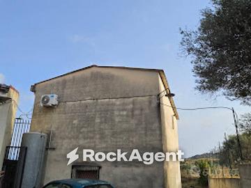 Casa indipendente di 120 m² con 2 locali a Grotter