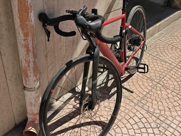 Ebike Stradale TRIESTINA HYBRID gruppo Shimano 105