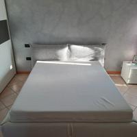 Letto matrimoniale con contenitore 