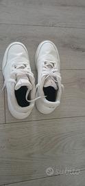 Scarpe adidas bianche