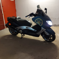 Yamaha T Max 500