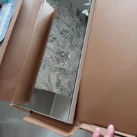 specchio comò camera da letto 